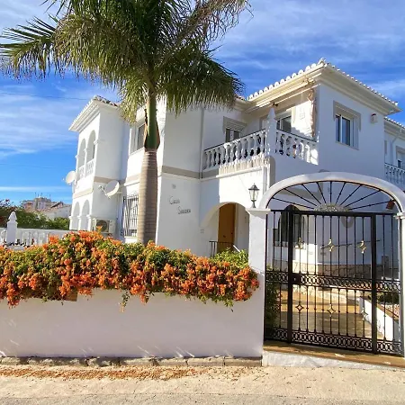 Sandra Little Haven Apartman